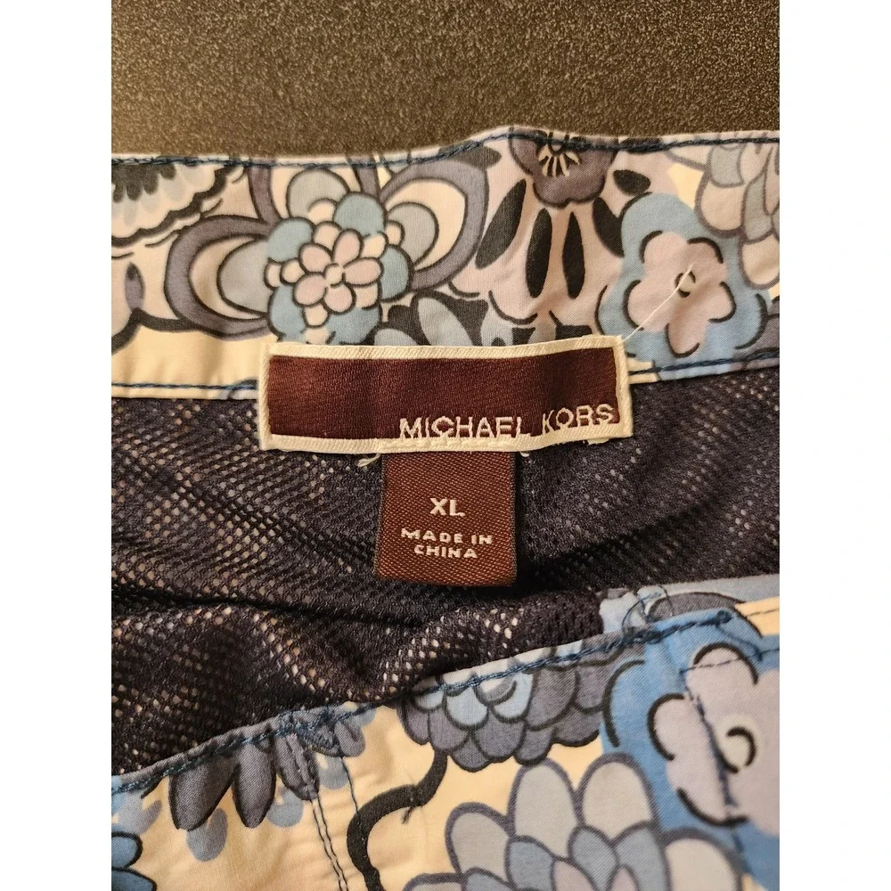 Michael Kors Swim Trunks Men XL Blue Floral Paisley Side Snap Pocket LinedShorts
